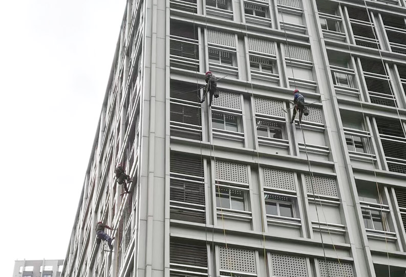 成都某樓盤(pán)外墻洗刷服務(wù)